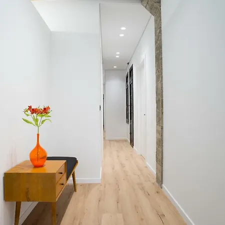 Cantabric Plaza / Iberorent * סן סבסטיאן